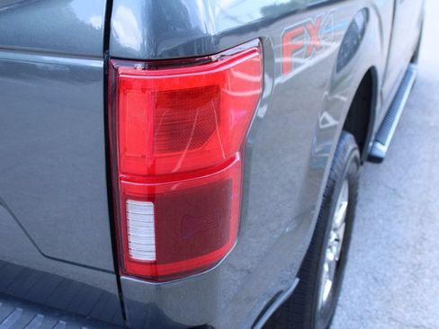 Used 2019 Ford F150 XLT w/ Equipment Group 302A Luxury AWD/4WD image 10