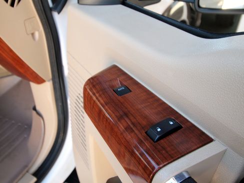 Used 2015 Ford F250 King Ranch w/ FX4 Off-Road Package image 39