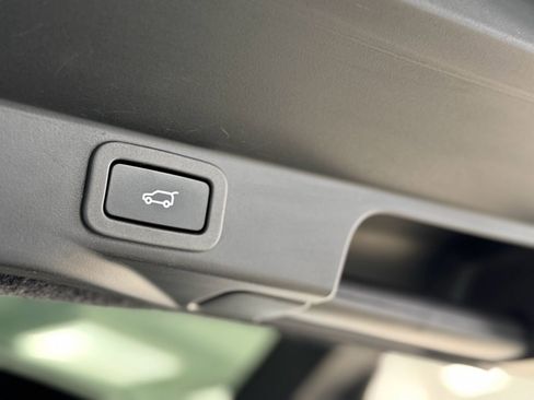 Used 2019 Land Rover Range Rover Sport HSE Dynamic image 43