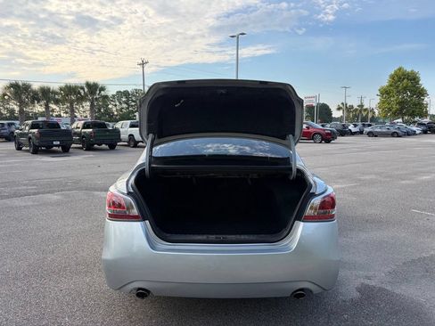 Used 2014 Nissan Altima 2.5 S FWD image 5
