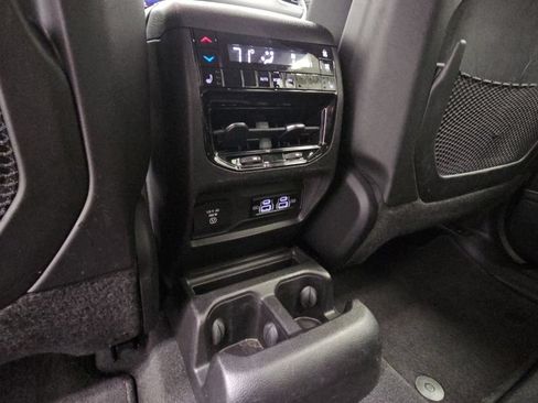 Used 2022 Jeep Grand Cherokee L Limited AWD/4WD image 34