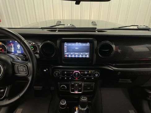 Used 2021 Jeep Wrangler Unlimited Sport AWD/4WD image 32