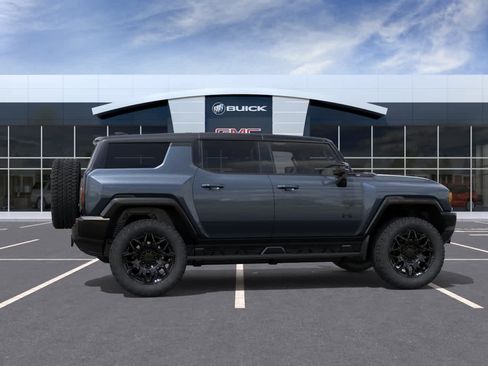 New 2026 GMC Hummer EV SUV w/ LPO, Dark Essentials Package AWD/4WD image 5