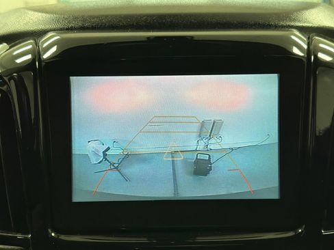 Used 2019 Chevrolet Traverse LT image 5