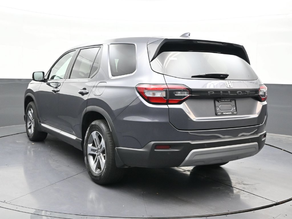 Used 2024 Honda Pilot EX-L image 3