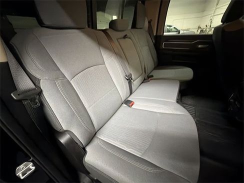 Used 2019 RAM 3500 Big Horn image 27