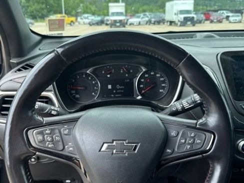 Used 2022 Chevrolet Equinox RS w/ RS Leather Package AWD/4WD image 19