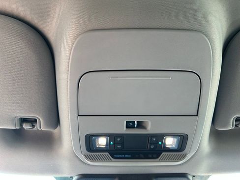 Certified 2022 Ford F150 XLT w/ Equipment Group 301A Mid image 35