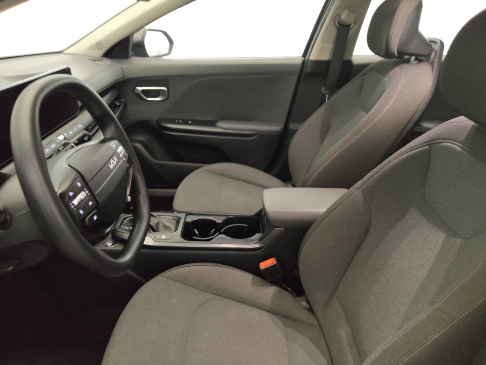 Used 2025 Kia K4 FWD image 17