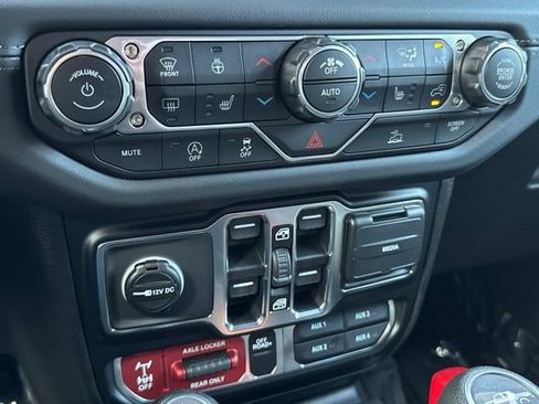 New 2026 Jeep Gladiator Mojave AWD/4WD image 18