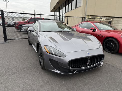 Used 2016 Maserati GranTurismo MC image 12