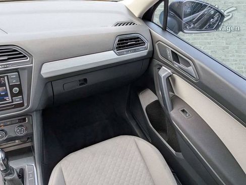 Certified 2021 Volkswagen Tiguan S FWD image 17