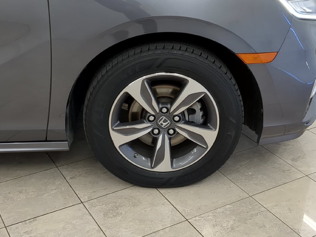 Used 2018 Honda Odyssey Touring image 12