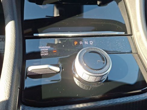 New 2025 Jeep Grand Cherokee Limited w/ Black Appearance Package image 22