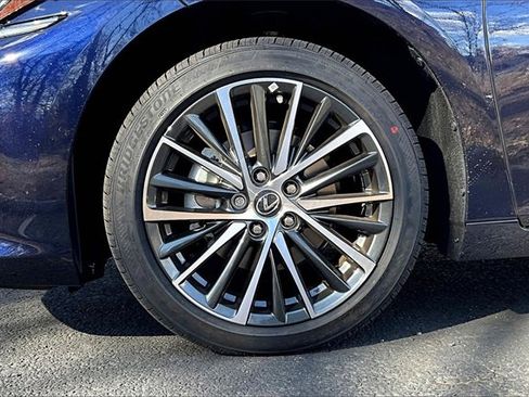 New 2025 Lexus ES 350 w/ Premium Package image 12
