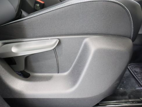 New 2026 Volkswagen Tiguan SE R-Line image 22