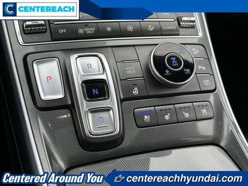 Used 2021 Hyundai Santa Fe Limited image 29