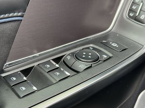 New 2026 Ford F250 Platinum image 10