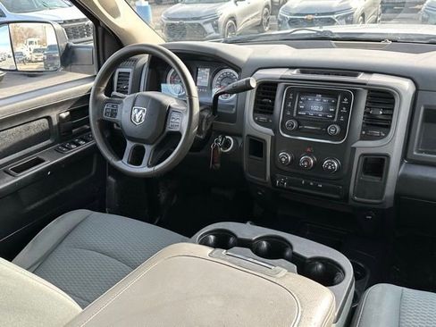 Used 2015 RAM 2500 Tradesman w/ Chrome Appearance Group image 17