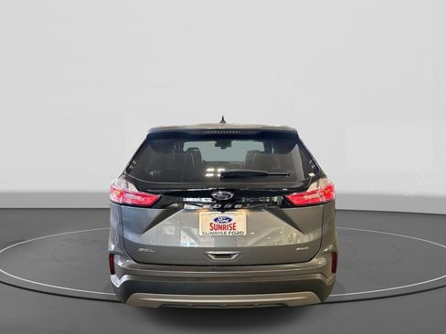 Used 2024 Ford Edge SEL w/ Convenience Package image 6
