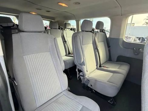 Used 2015 Ford Transit 350 XLT image 8