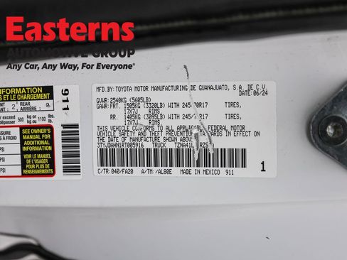 Used 2024 Toyota Tacoma SR RWD image 31