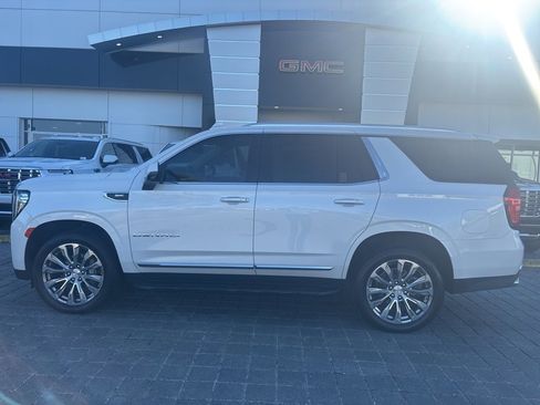 Used 2024 GMC Yukon Denali image 1