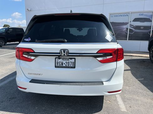 Used 2022 Honda Odyssey EX-L image 3