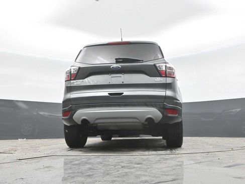 Used 2017 Ford Escape SE w/ Equipment Group 201A AWD/4WD image 31
