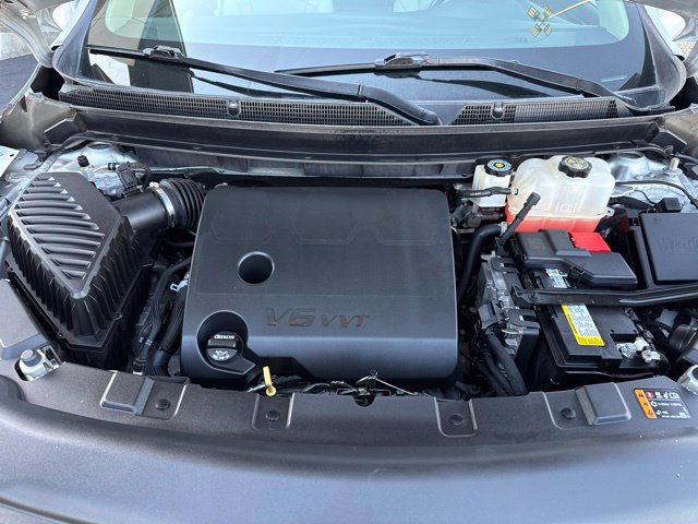 Used 2019 Buick Enclave Premium w/ Trailering Package, 5000 lbs. AWD/4WD image 10