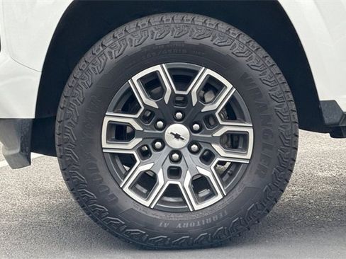 Used 2024 Chevrolet Colorado Z71 w/ Advanced Trailering Package image 33