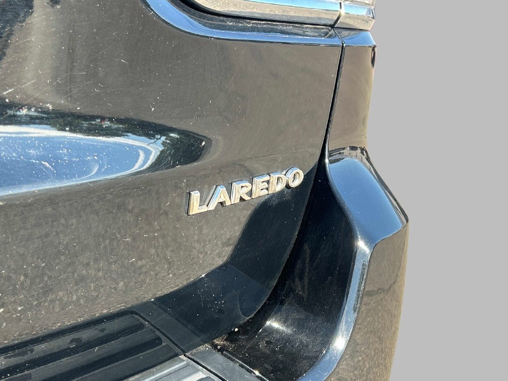 Used 2021 Jeep Grand Cherokee Laredo AWD/4WD image 15