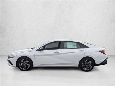 New 2025 Hyundai Elantra Sport w/ Cargo Package image 5