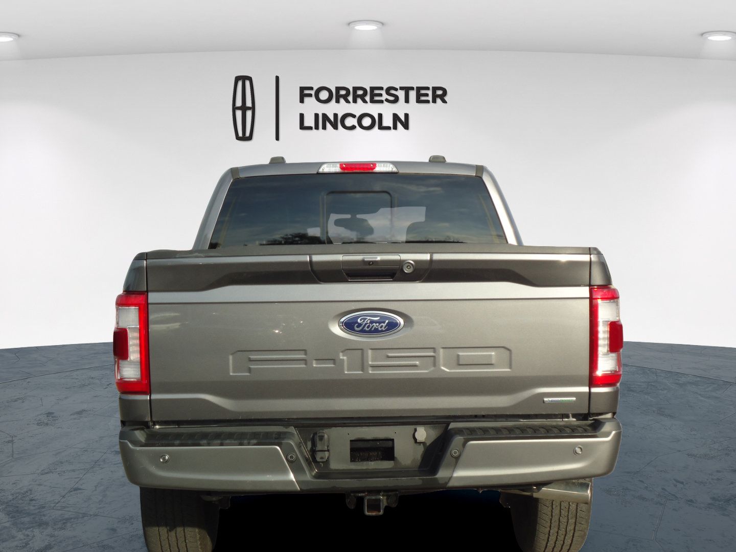 Used 2023 Ford F150 Lariat w/ Equipment Group 502A High AWD/4WD image 4