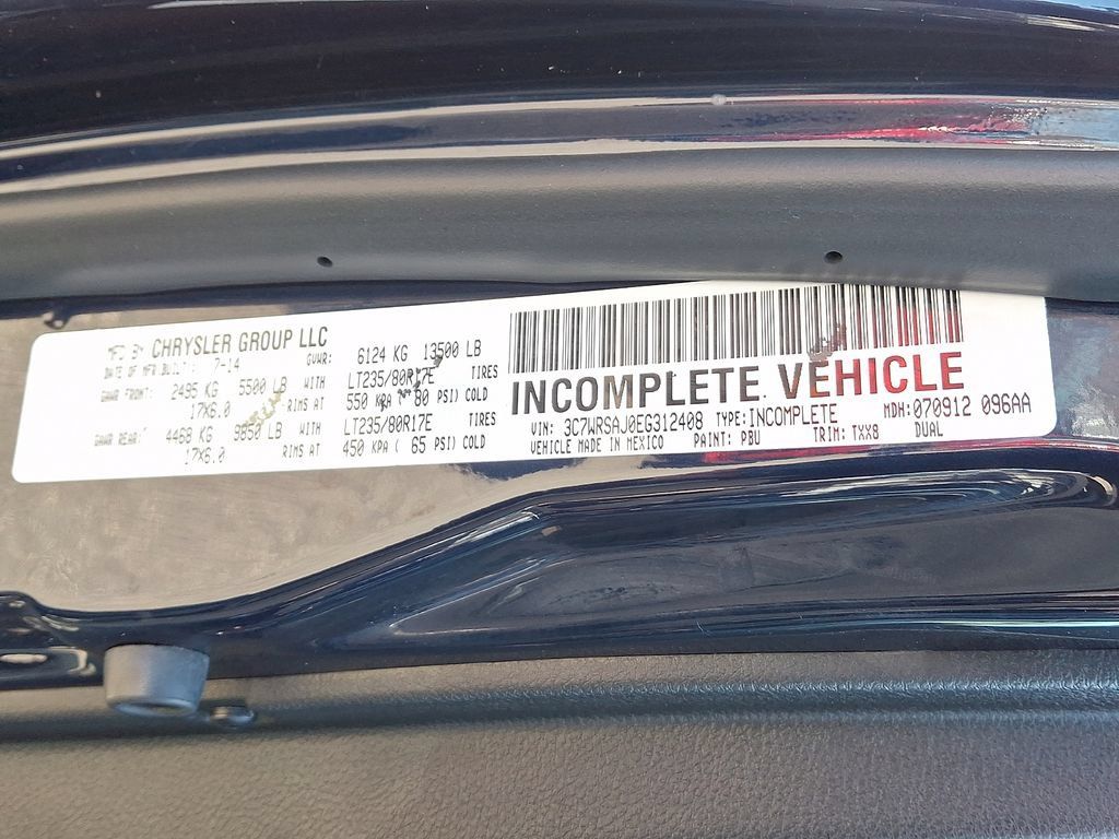 Used 2014 RAM 3500 Tradesman RWD image 30