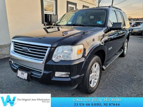 Used 2008 Ford Explorer XLT image 3