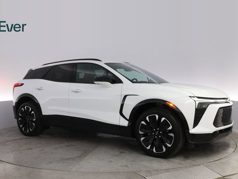 Used 2024 Chevrolet Blazer EV RS AWD/4WD image 14