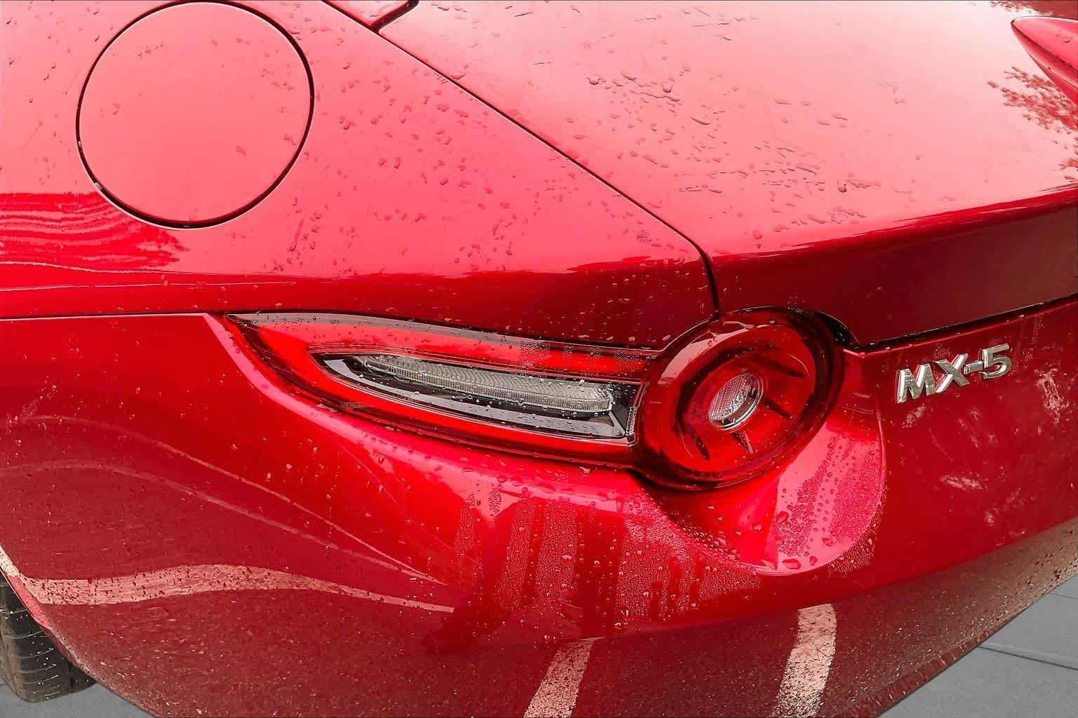 Used 2024 MAZDA MX-5 Miata RF Grand Touring RWD image 24