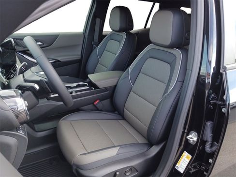 New 2026 Chevrolet Equinox LT w/ Convenience Package II image 26