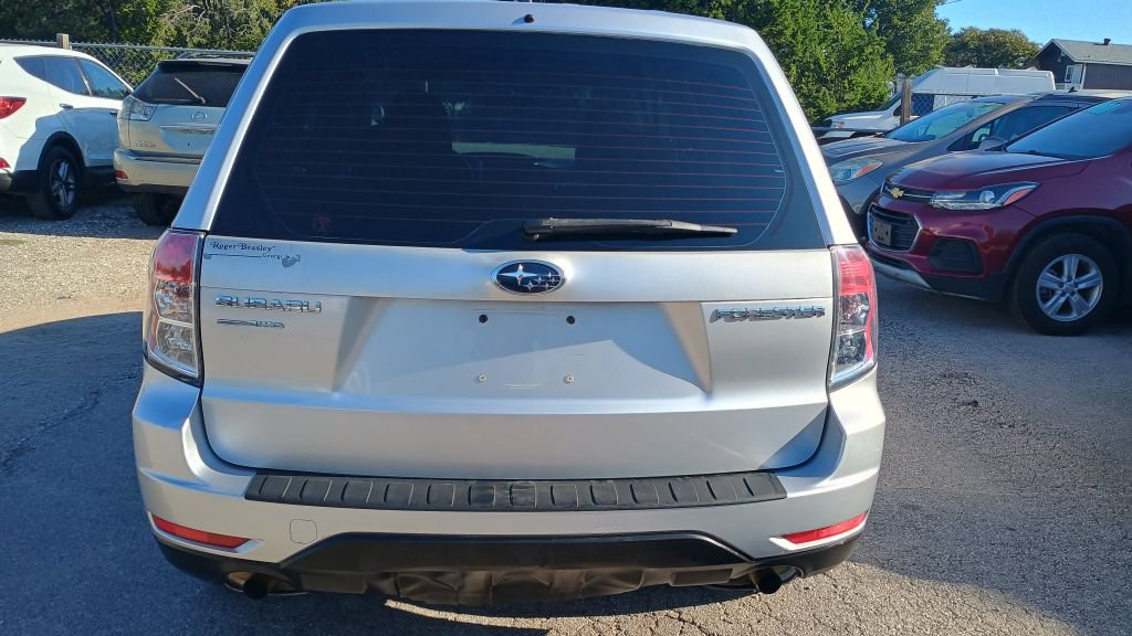 Used 2010 Subaru Forester 2.5X AWD/4WD image 3