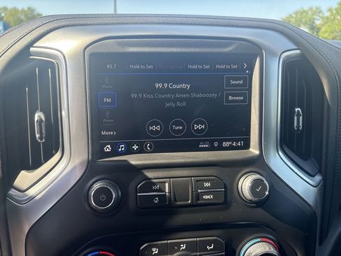 Used 2022 Chevrolet Silverado 1500 RST image 13