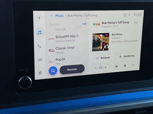 Used 2025 Toyota Tacoma TRD Off-Road image 27