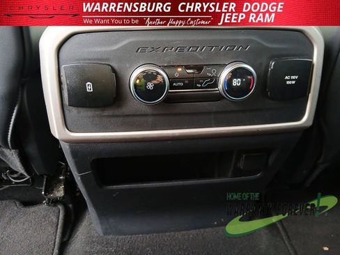 Used 2024 Ford Expedition XLT image 16