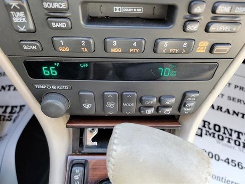 Used 2000 Cadillac Eldorado Touring image 17