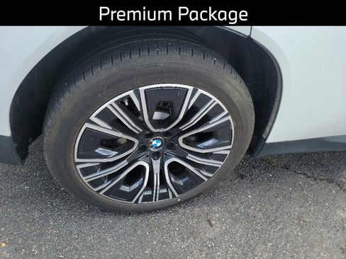 Certified 2025 BMW X3 xDrive30i w/ Premium Package AWD/4WD image 6