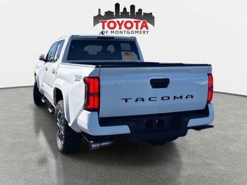 New 2025 Toyota Tacoma TRD Sport image 4