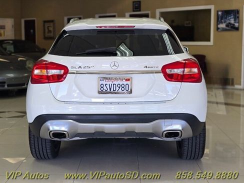 Used 2020 Mercedes-Benz GLA 250 4MATIC w/ Convenience Package image 5