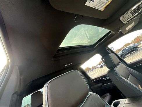 Used 2025 GMC Sierra 2500 Denali w/ Denali Reserve Package image 28