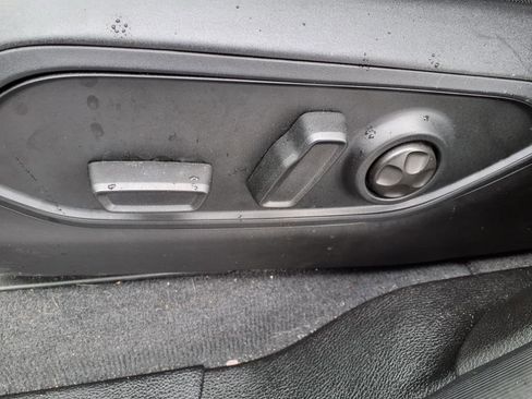 Used 2022 Jeep Grand Cherokee Limited image 14