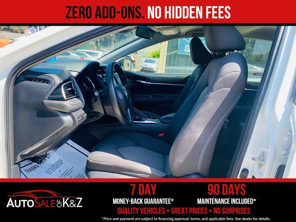 Used 2019 Toyota Camry LE FWD image 16